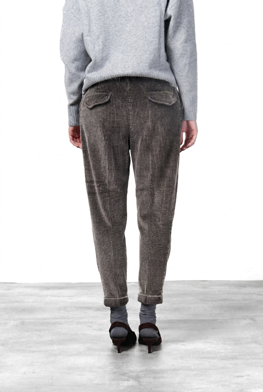 Malibu Jogger City pantalone chino donna in velluto a costa larga relaxed fit
