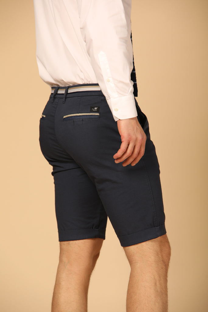 Image 9 de bermuda chino pour homme modèle London Summer en bleu marine, coupe régulière de Mason's