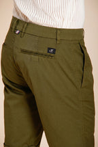 London bermuda chino homme en gabardine stretch regular fit ①