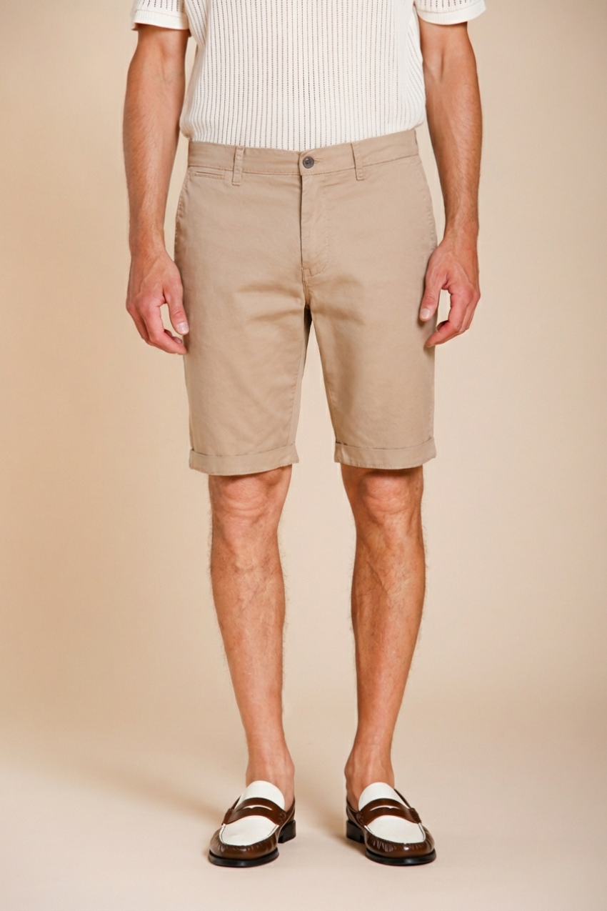 London men's chino bermuda in stretch gabardine regular fit ①