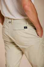 London men's chino bermuda in stretch gabardine regular fit ①