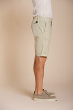 London men's chino bermuda in stretch gabardine regular fit ①