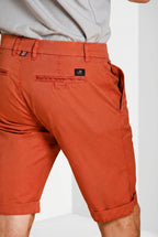 London Bermuda Chino Herren aus Stretch Gabardine regular fit ①