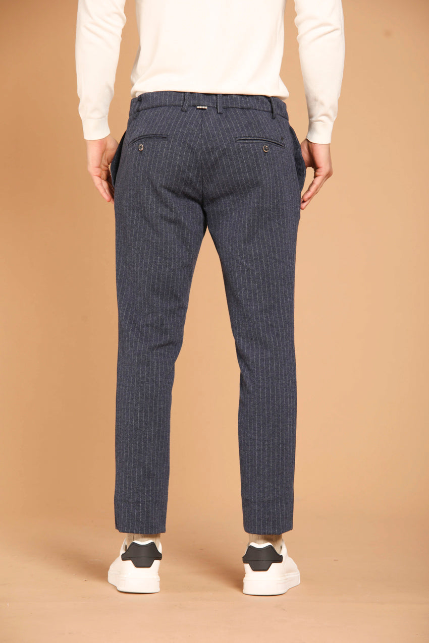 immagine 4 di pantalone chino uomo modello New York 1P City String in jersey gessato, colore blu scuro, fit regular di Mason's