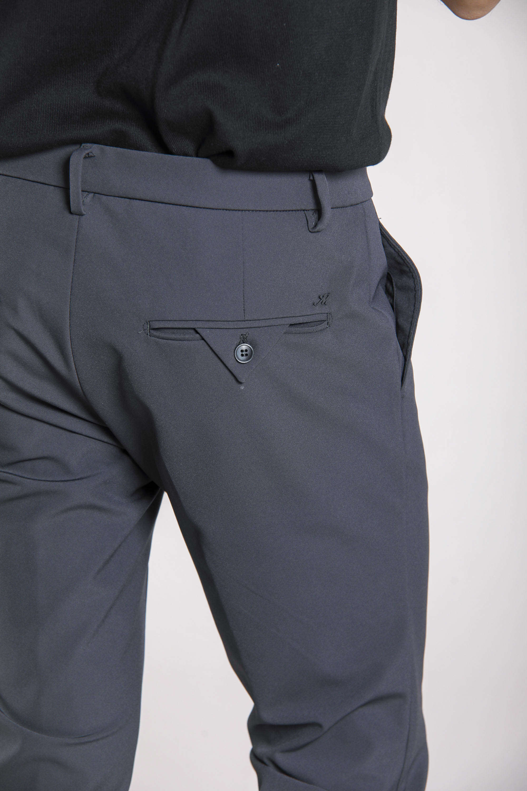 Milano Jog pantalon chino homme en jersey dynamic coupe extra slim