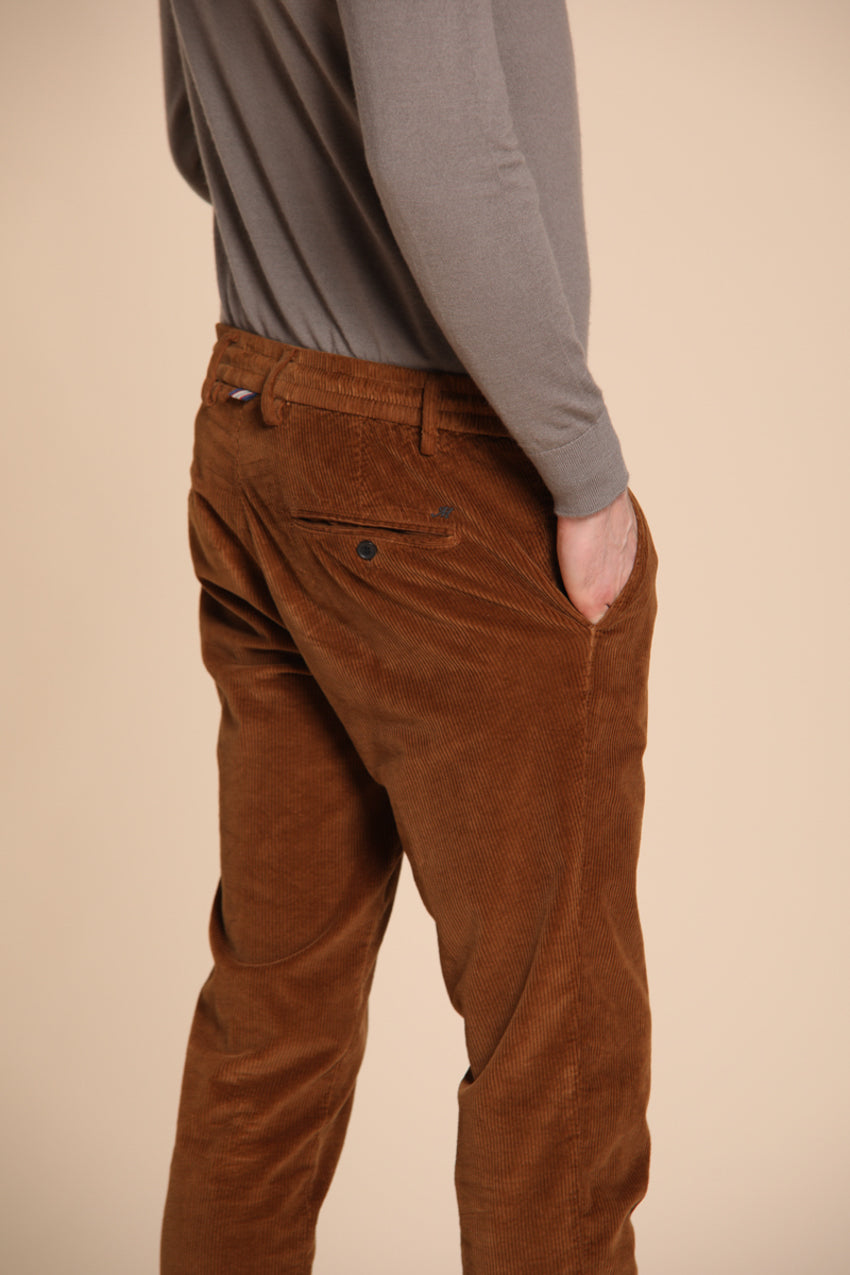 Milano Jogger men's chino pants in 500-line corduroy extra slim fit