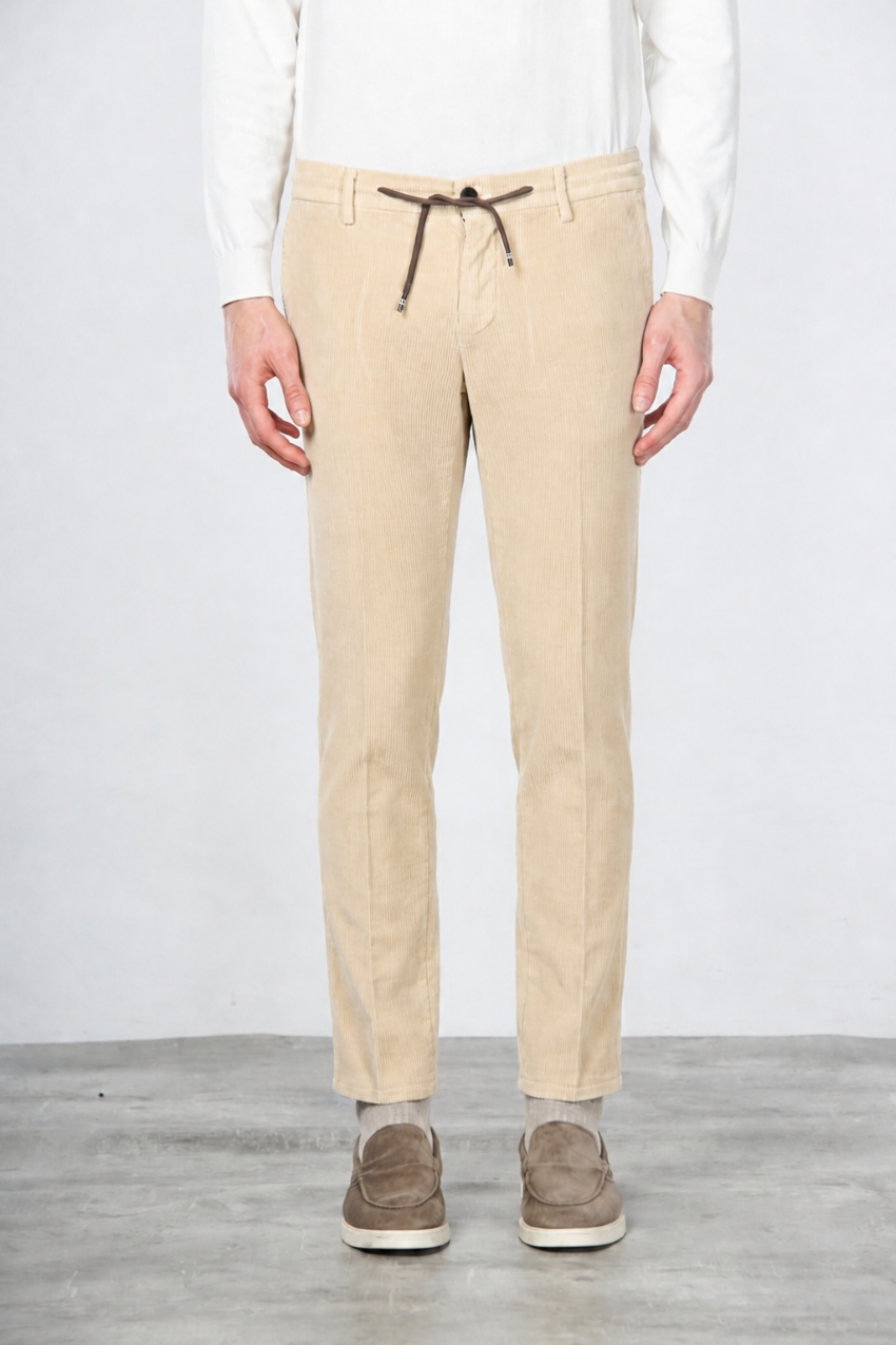Milano Jogger men’s chino pants in 500-wale corduroy extra slim fit