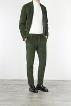 Milano Jogger Chinohose für Herren aus 500-Rippen-Feincord, Extra Slim Fit