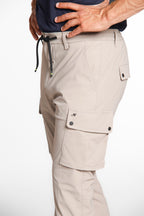 Chile Athleisure pantalone cargo jogger uomo in jersey super tecnico carrot fit