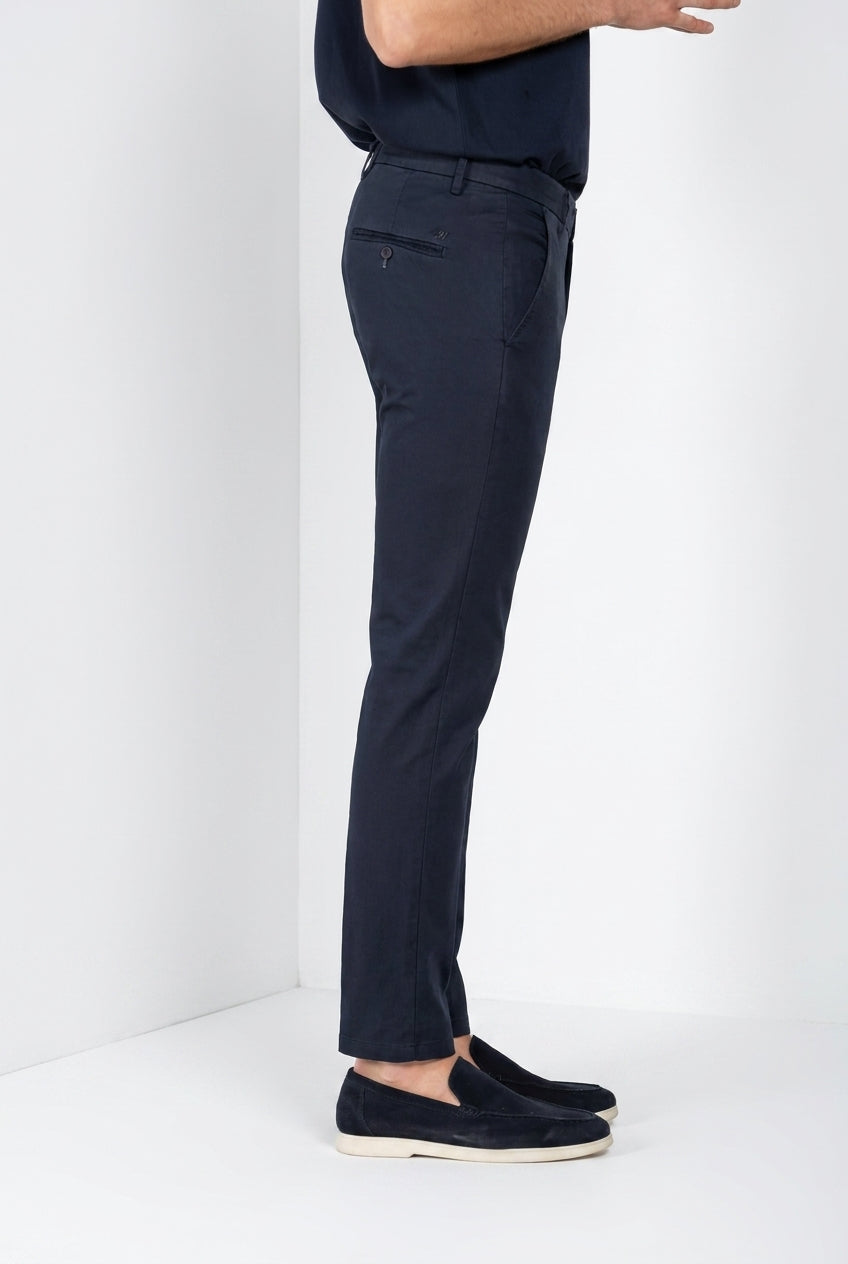 Torino Travel men's chino pants in technical travel stretch satin slim fit