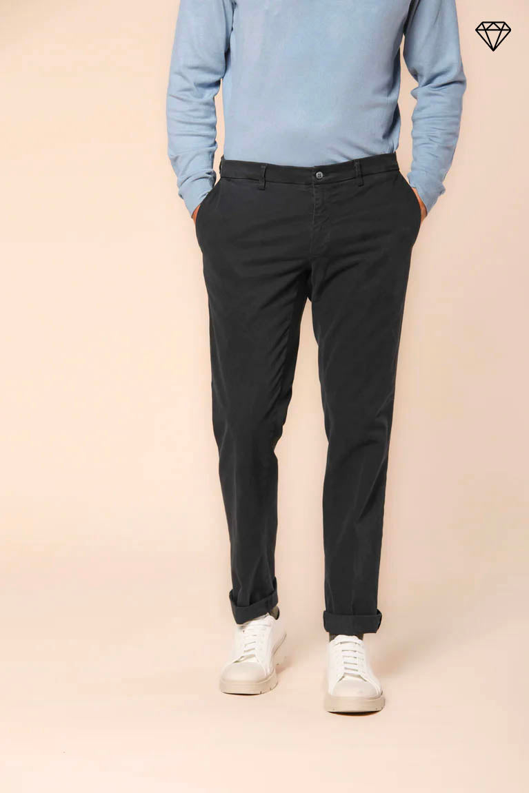 New York pantalon chino homme en gabardine stretch coupe régulière ①.