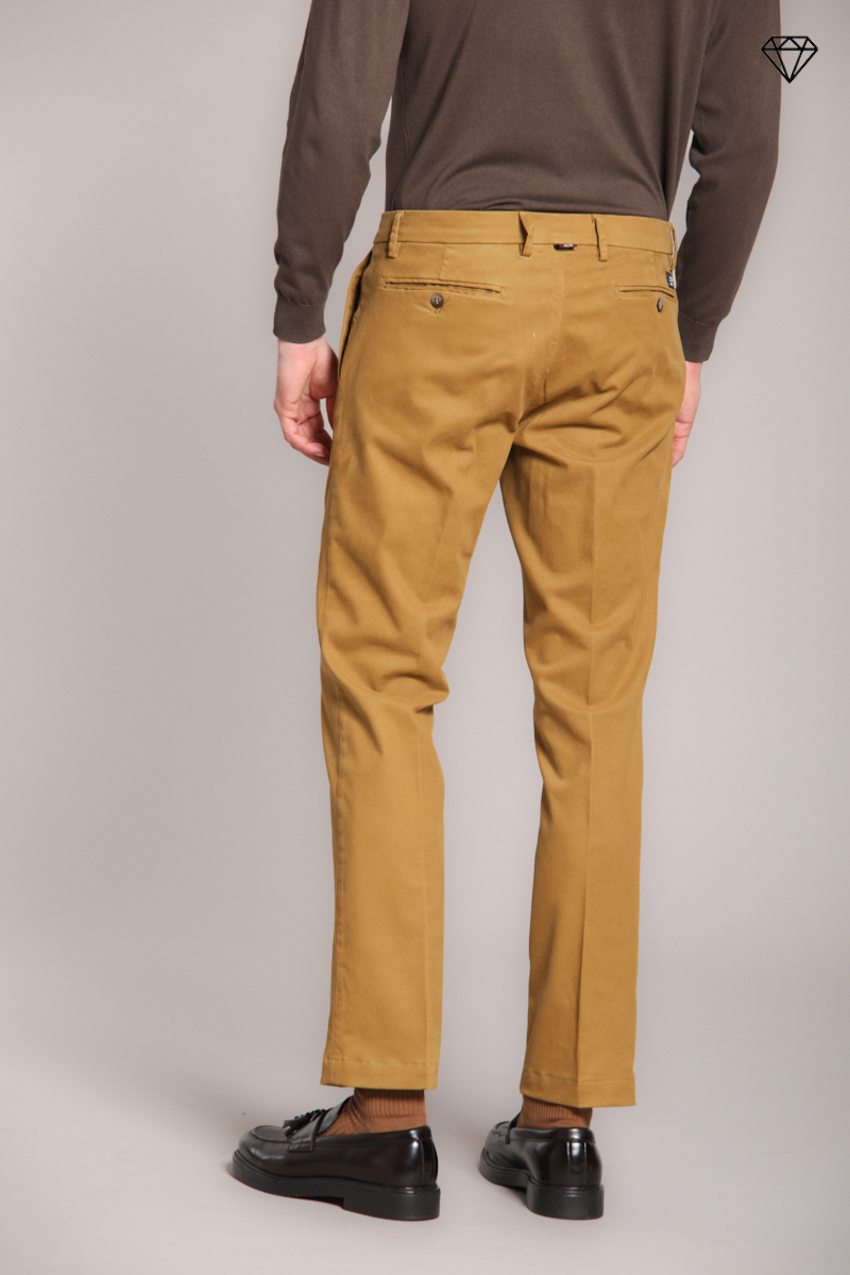 New York men's chino pants in stretch gabardine regular fit ①