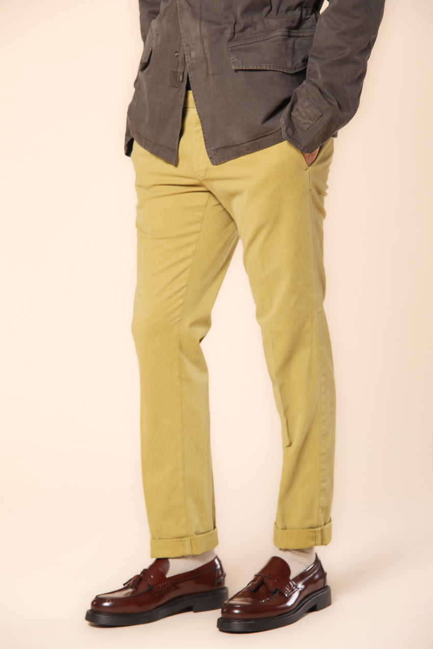 New York pantalon chino homme en gabardine strech coupe régulière ①.