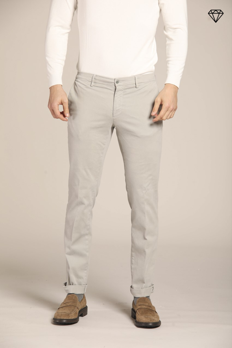 New York Herren Chino Hose aus Gabardine Stretch regular Fit  ①.