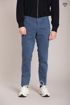 Foto 1 New York pantalone chino uomo in gabardina stretch regular fit ①