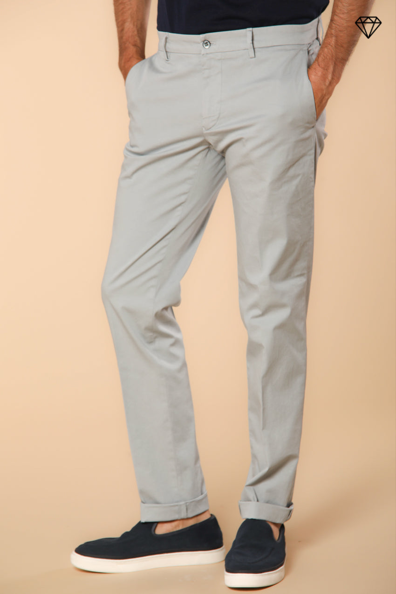 New York men's chino pants in stretch satin regular fit ①