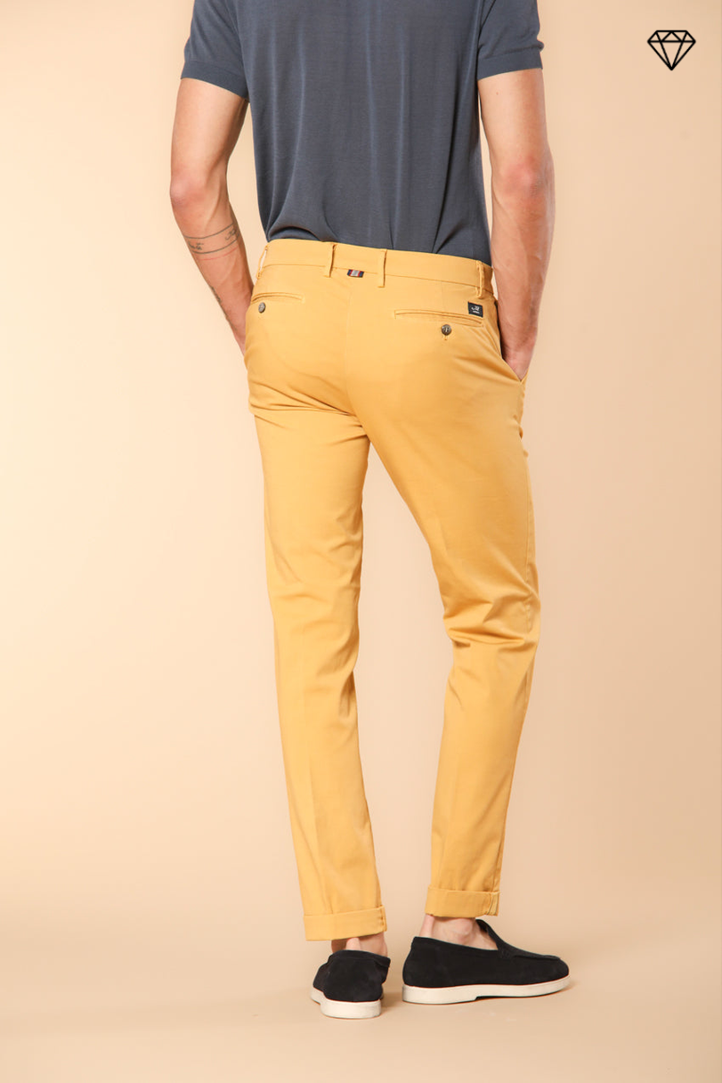 New York Herren Chino Hose aus Stretch-Satin Regular Fit ①