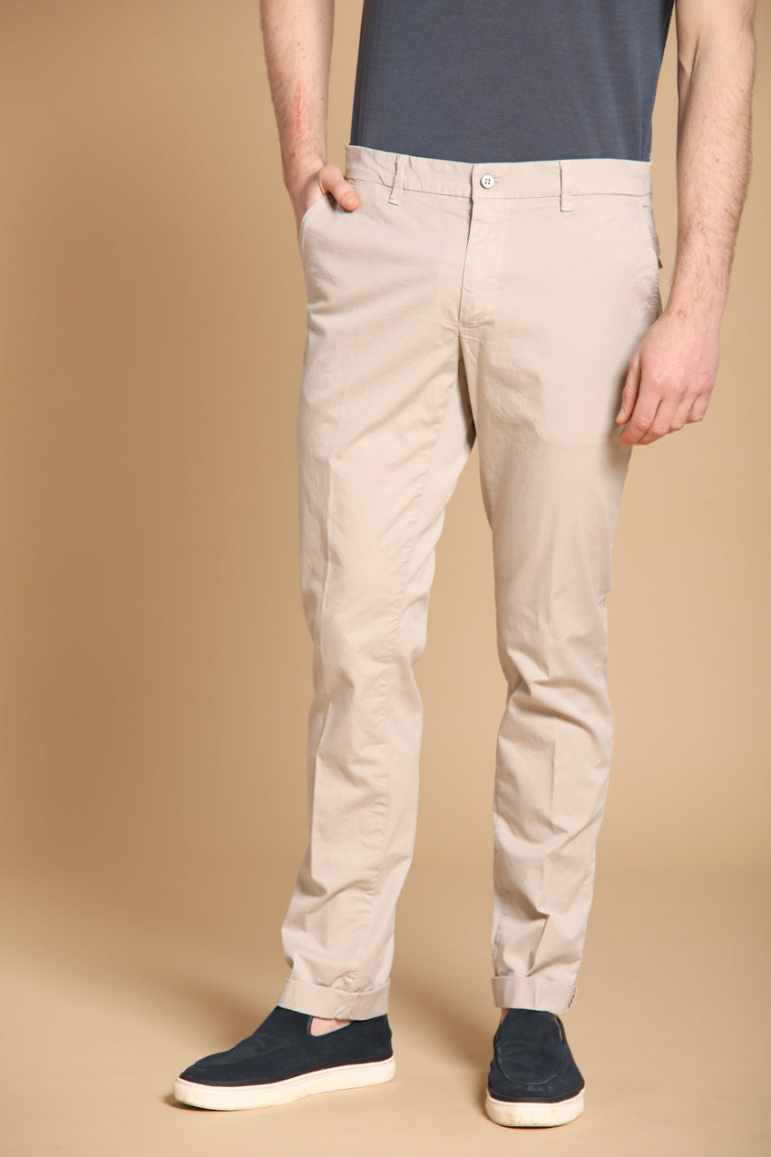 New York City pantalon chino homme en twill de coton pima léger stretch regular fit