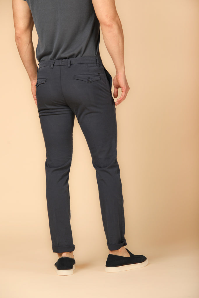 Image 4 de pantalon chino homme modèle New York City en bleu marine, coupe régulière de Mason's