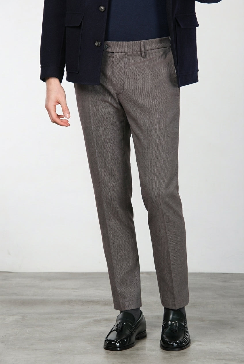 New York men’s chino pants in yarn-dyed birdseye pattern with regular fit
