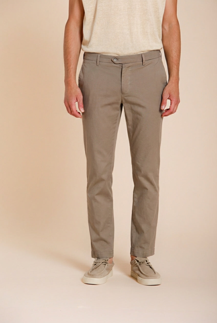 New York pantalon chino homme en gabardine stretch regular fit ①