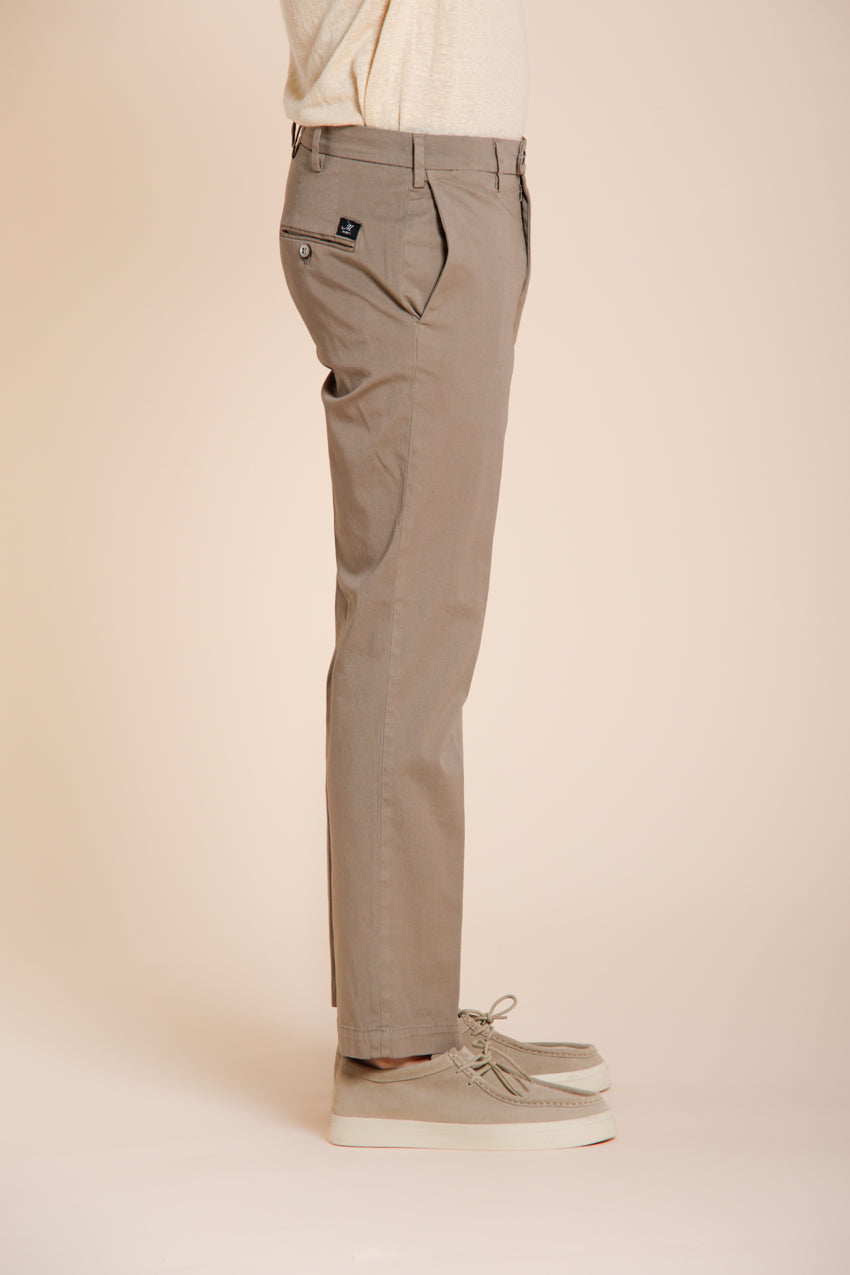 New York Hose Chino Herren aus Stretch-Gabardine regular fit ①