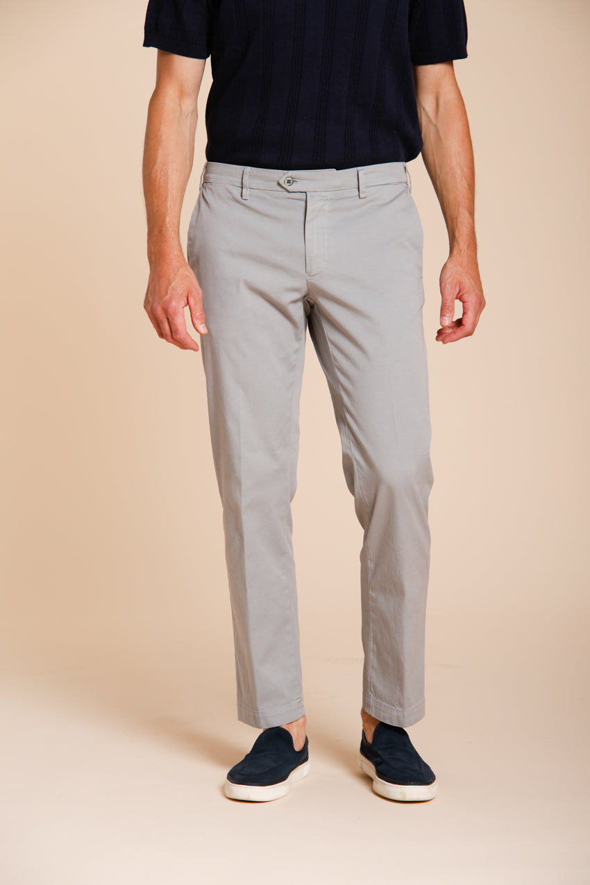 New York men's chino pants in stretch gabardine regular fit ①