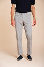 New York men's chino pants in stretch gabardine regular fit ①