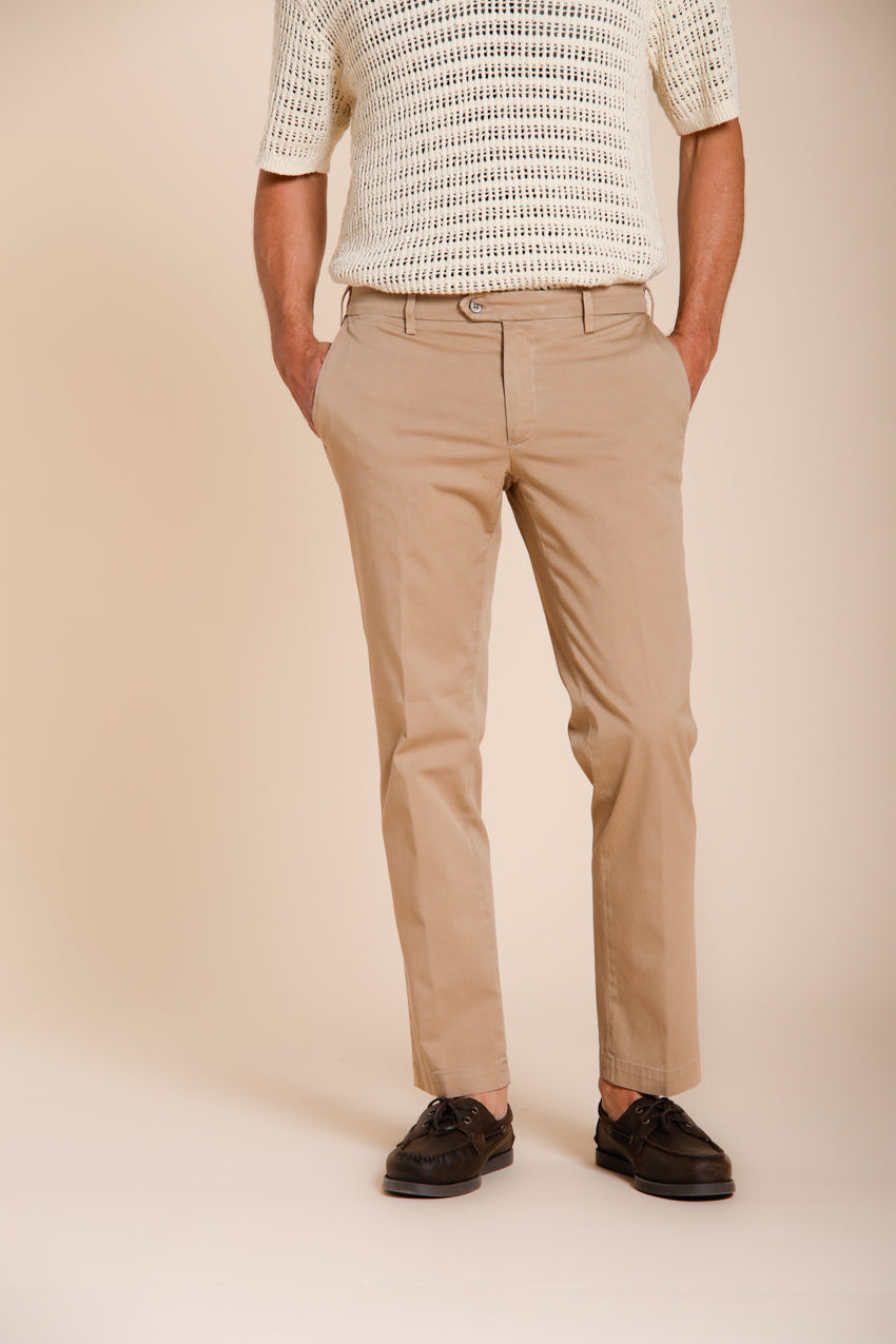 New York men's chino pants in stretch gabardine regular fit ①