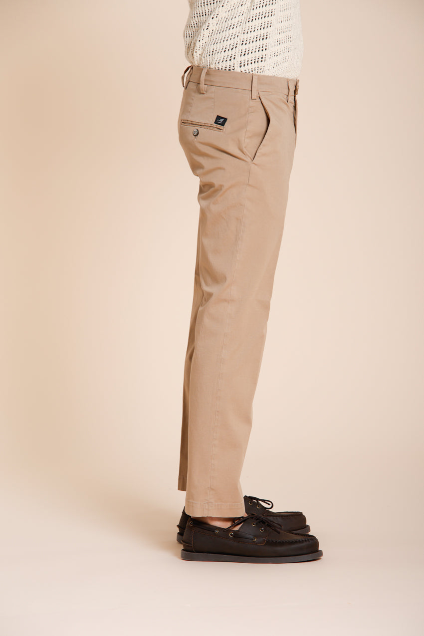 New York men's chino pants in stretch gabardine regular fit ①