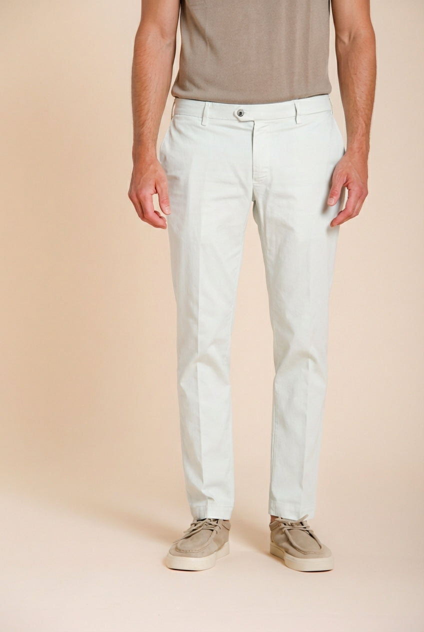 New York men's chino pants in stretch gabardine regular fit ①