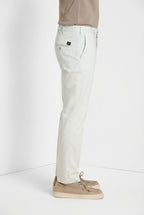 New York pantalon chino homme en gabardine stretch regular fit ①