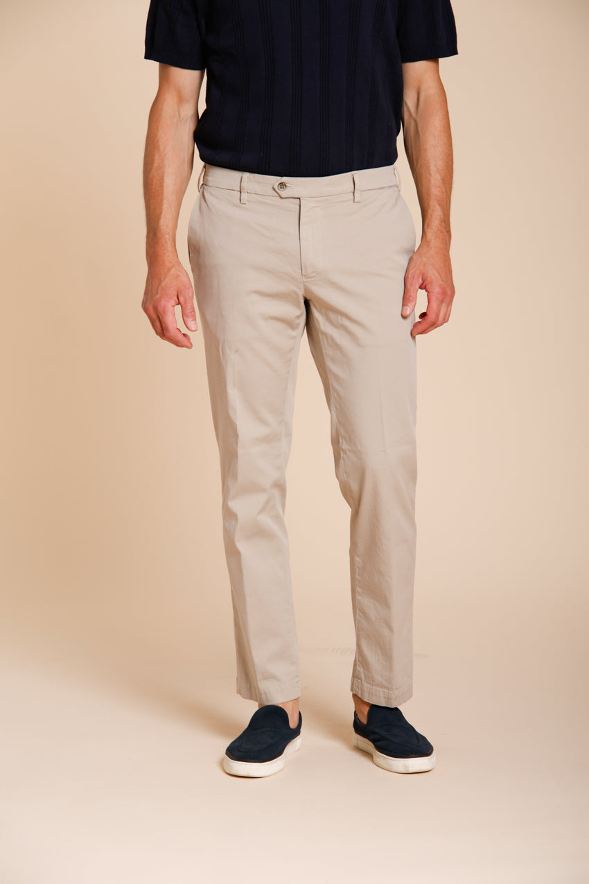 New York men's chino pants in stretch gabardine regular fit ①