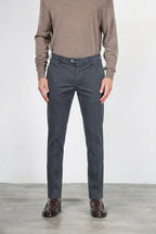 New York pantalone chino uomo in gabardina stretch regular fit ①