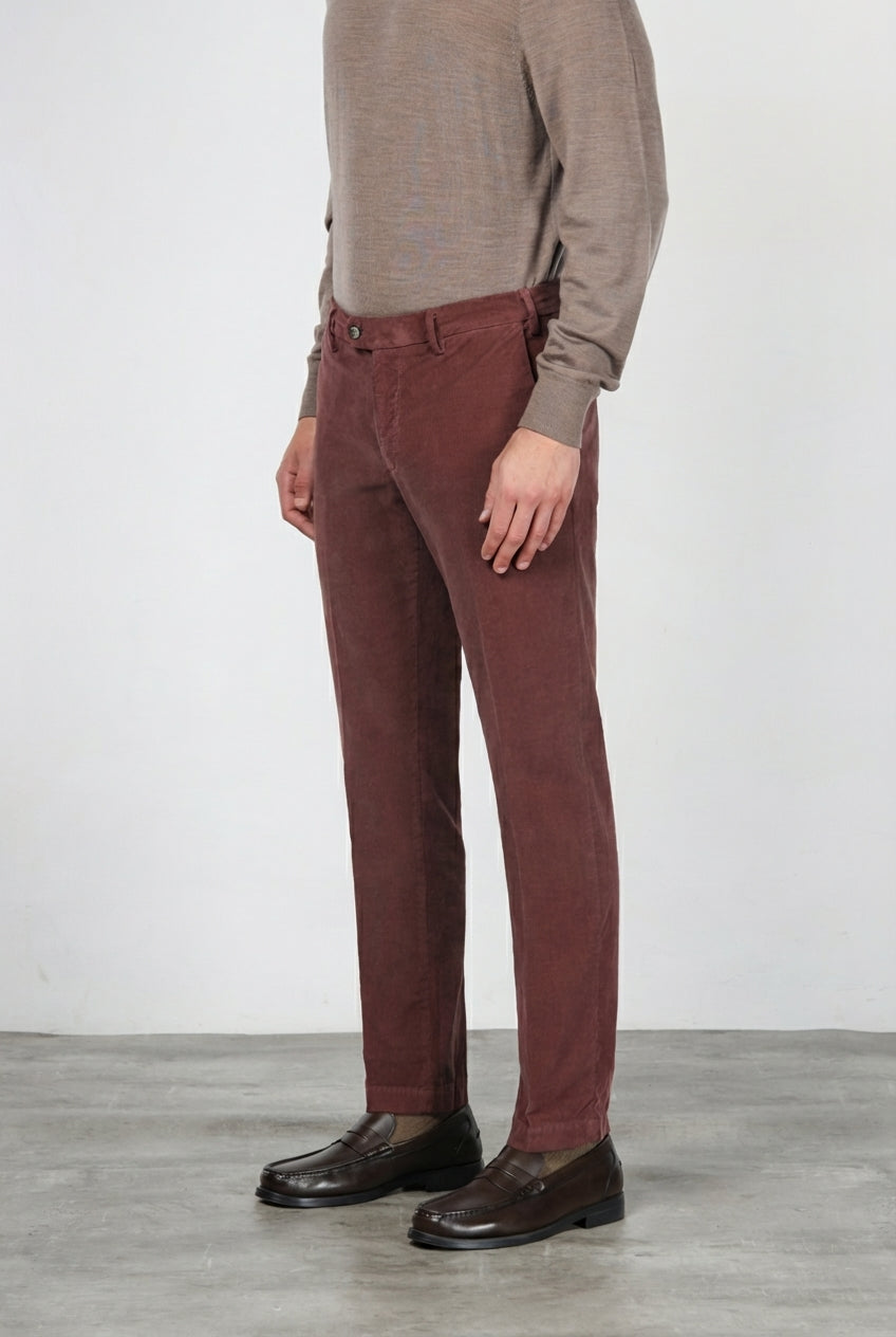 New York Chinohose für Herren aus stretchigem 2000-Rippen-Samt mit regular fit
