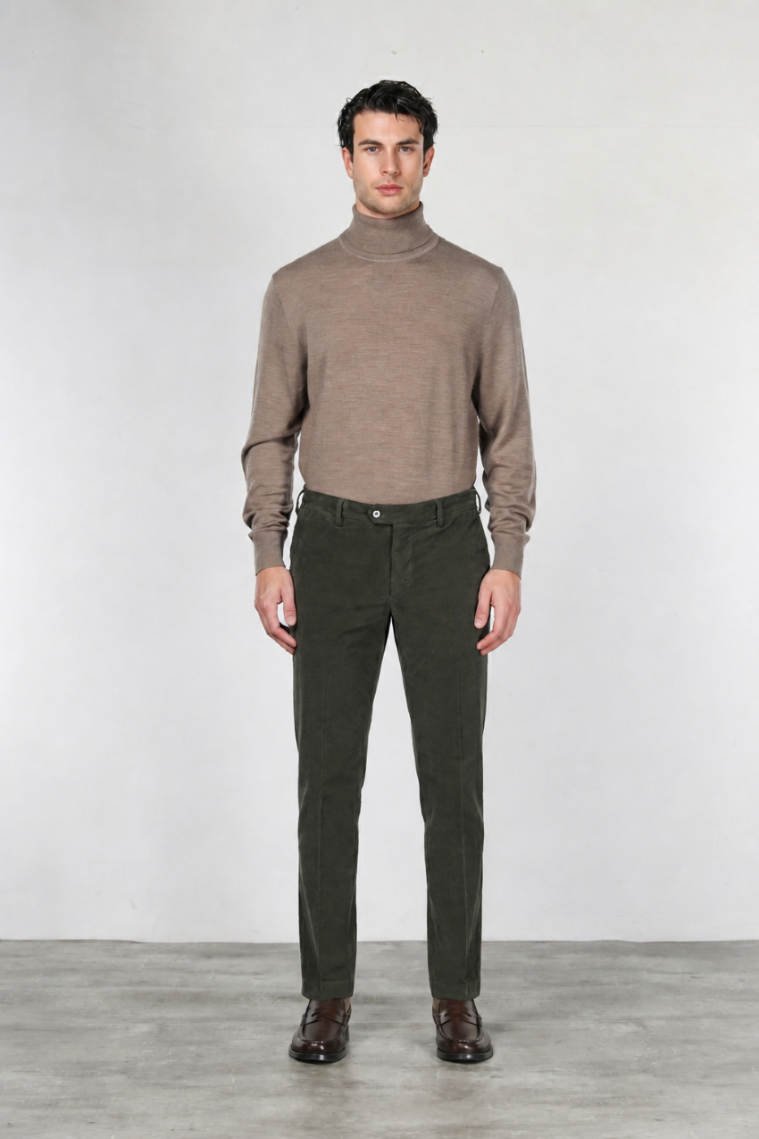 New York Chinohose für Herren aus stretchigem 2000-Rippen-Samt mit regular fit ①