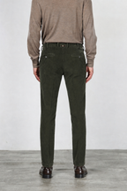 New York Chinohose für Herren aus stretchigem 2000-Rippen-Samt mit regular fit ①