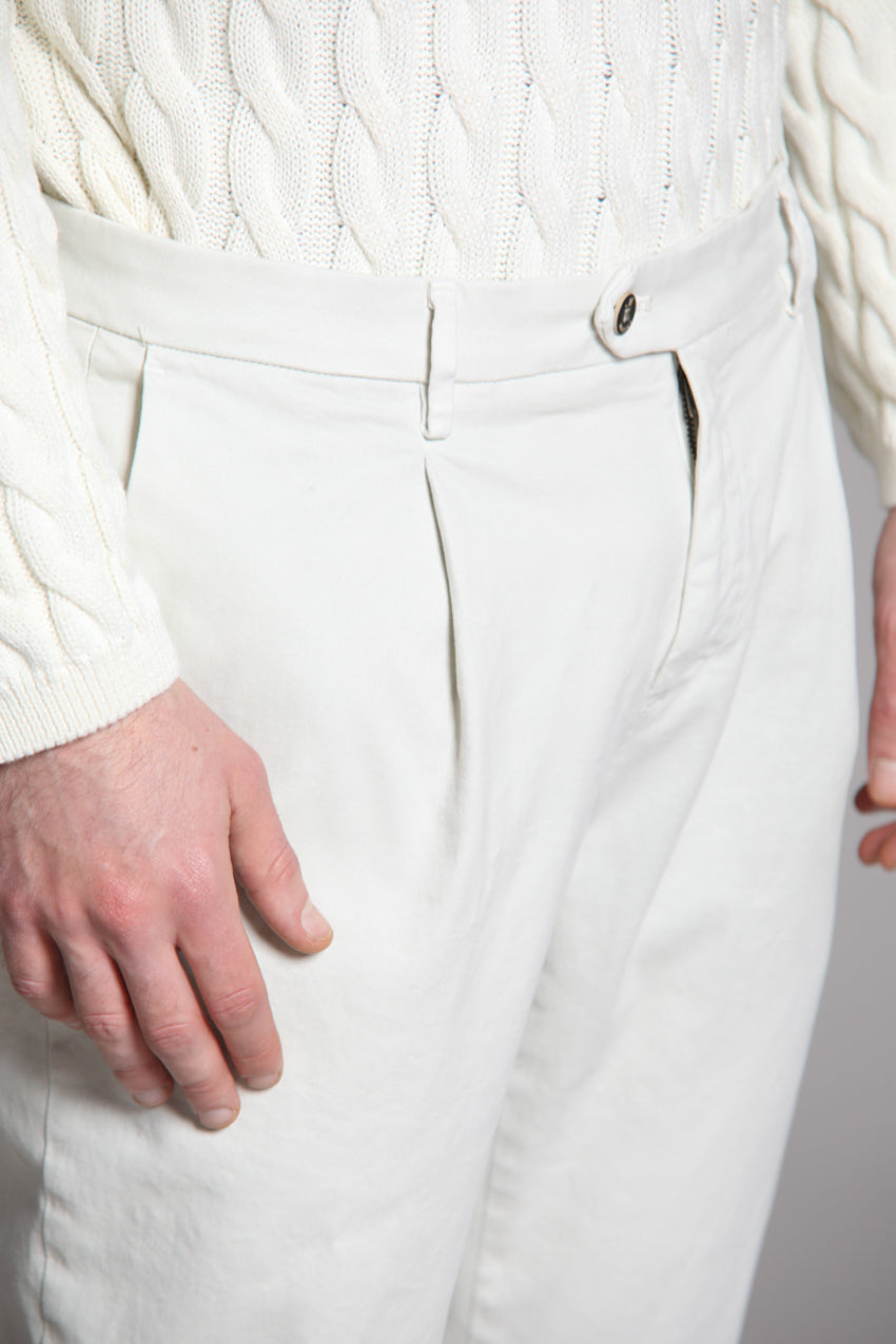 Foto 2 New York Time 1 Pinces pantalone chino uomo in gabardina regular fit