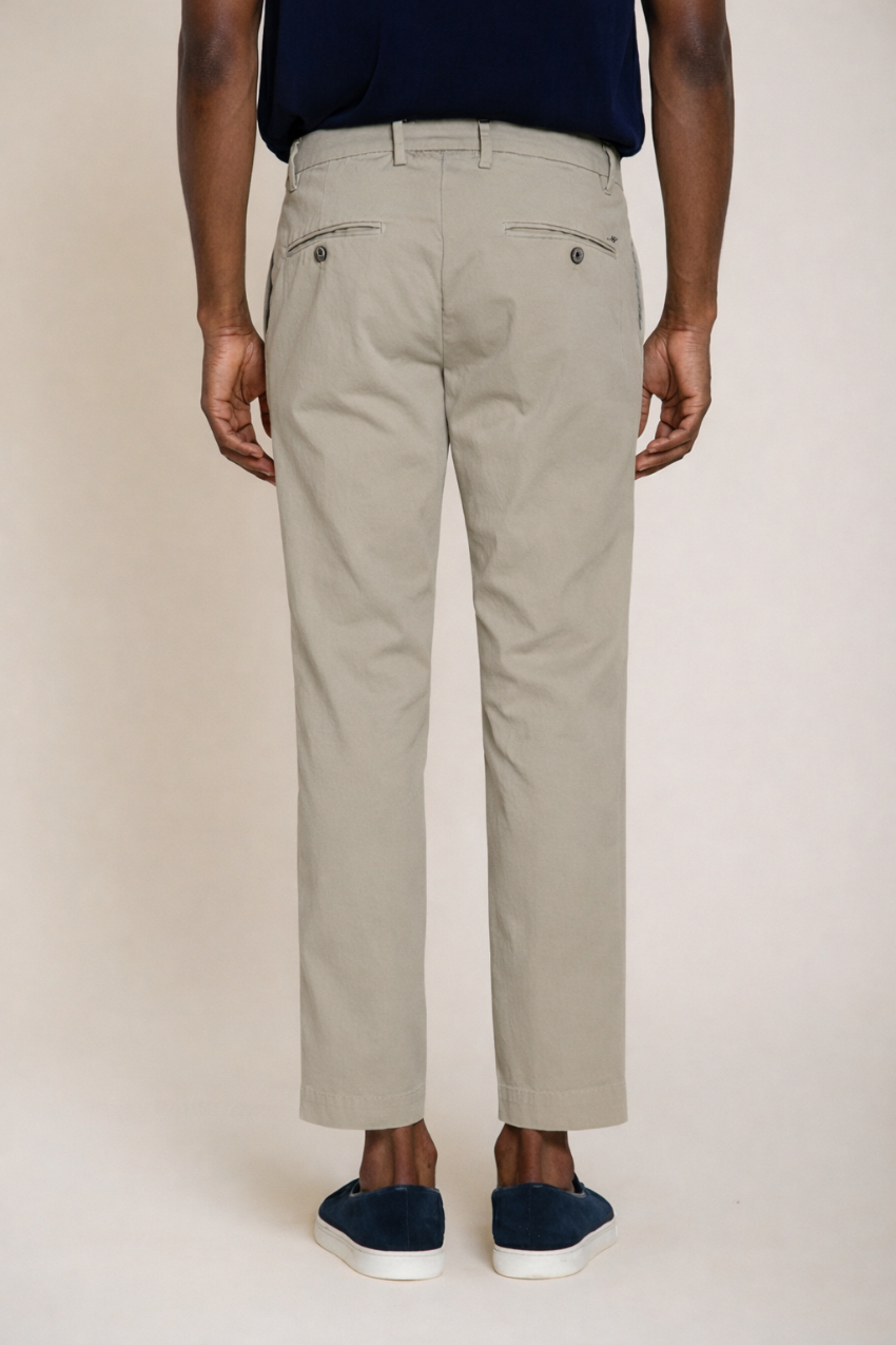 Milano pantalon chino homme en gabardine stretch extra slim fit ①