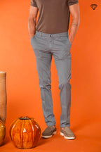 Milano Pantalon chino homme en Coton Pima Extra slim fit ①