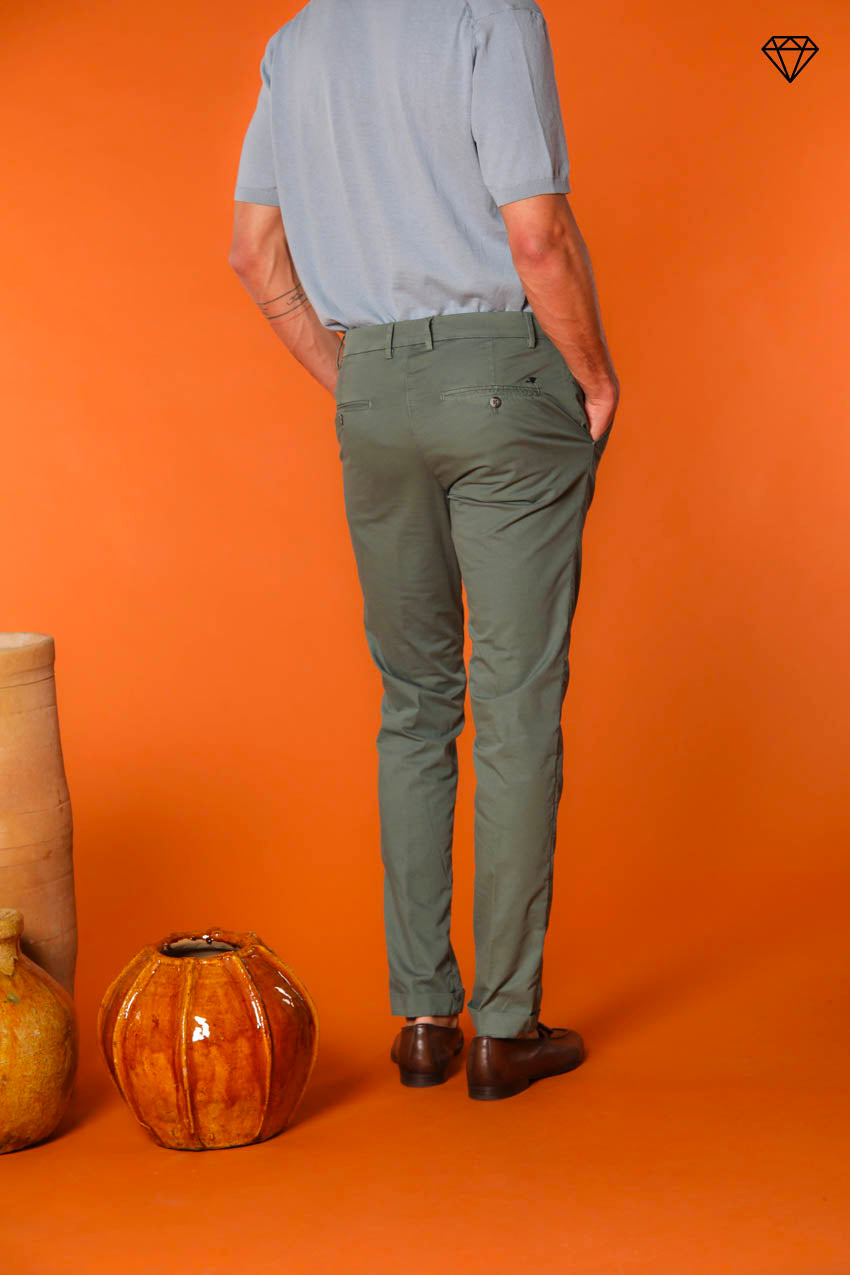 Milano Pantalon chino homme en Coton Pima Extra slim fit ① 