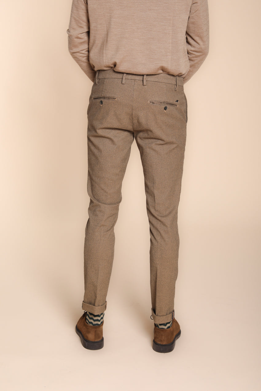 Foto 5 Milano pantalone chino uomo in gabardina stretch con microfantasia extra slim fit