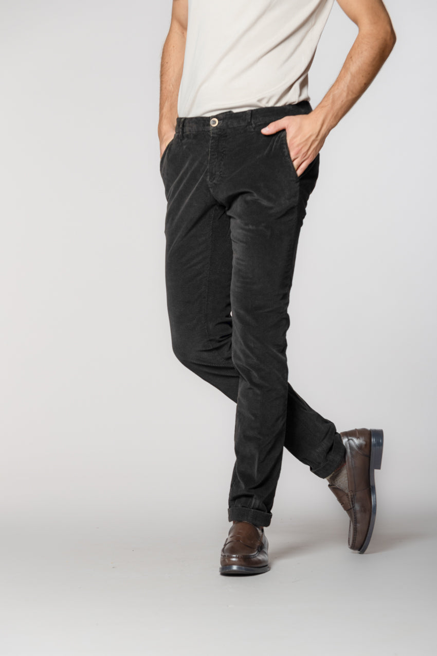 Milano Herren Chinohose aus 500-Rippen-Samt extra slim fit