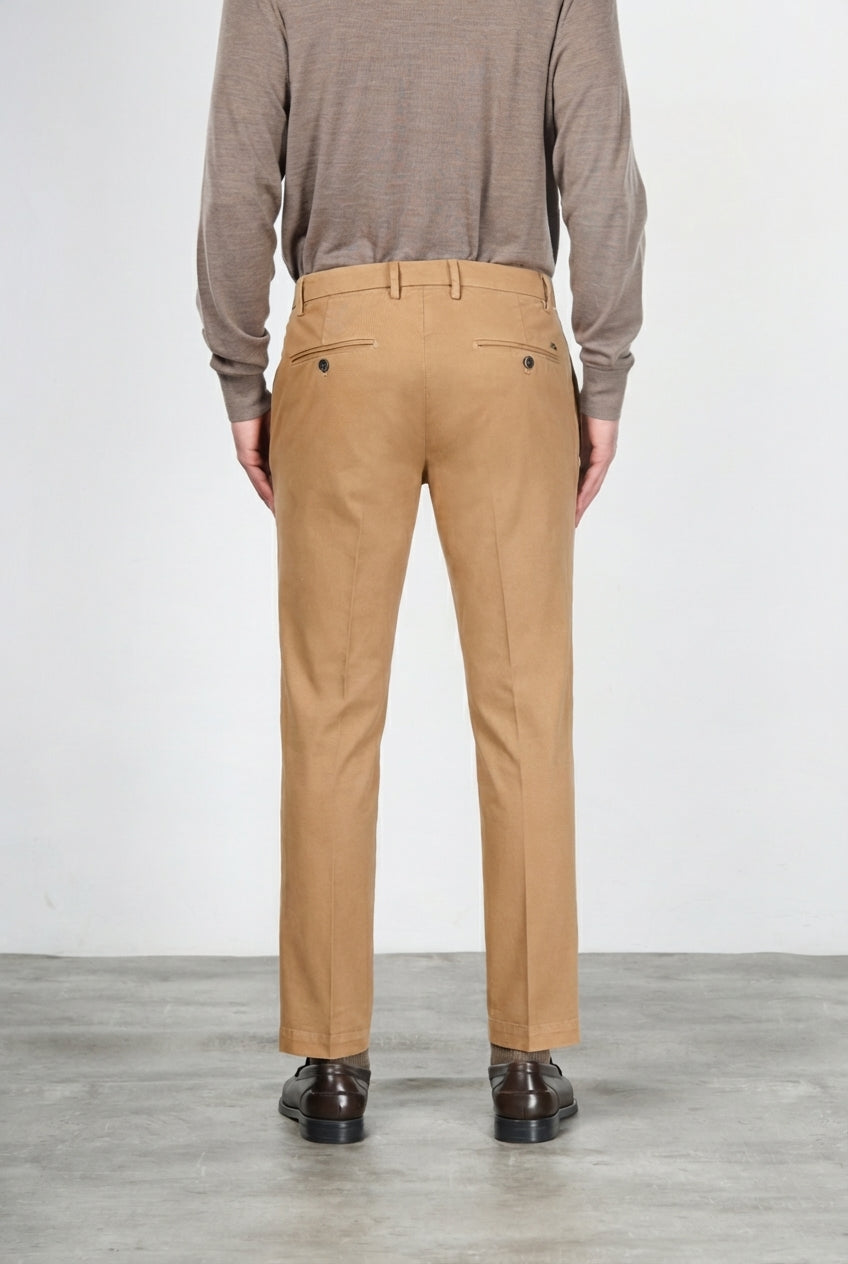 Milano men’s chino pants in stretch gabardine with extra slim fit ①
