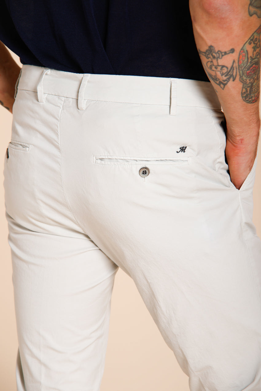 Milano pantalon chino homme en gabardine stretch extra slim fit ①