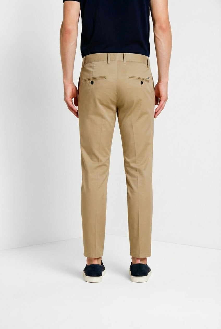 Milano pantalon chino homme en gabardine stretch extra slim fit ①