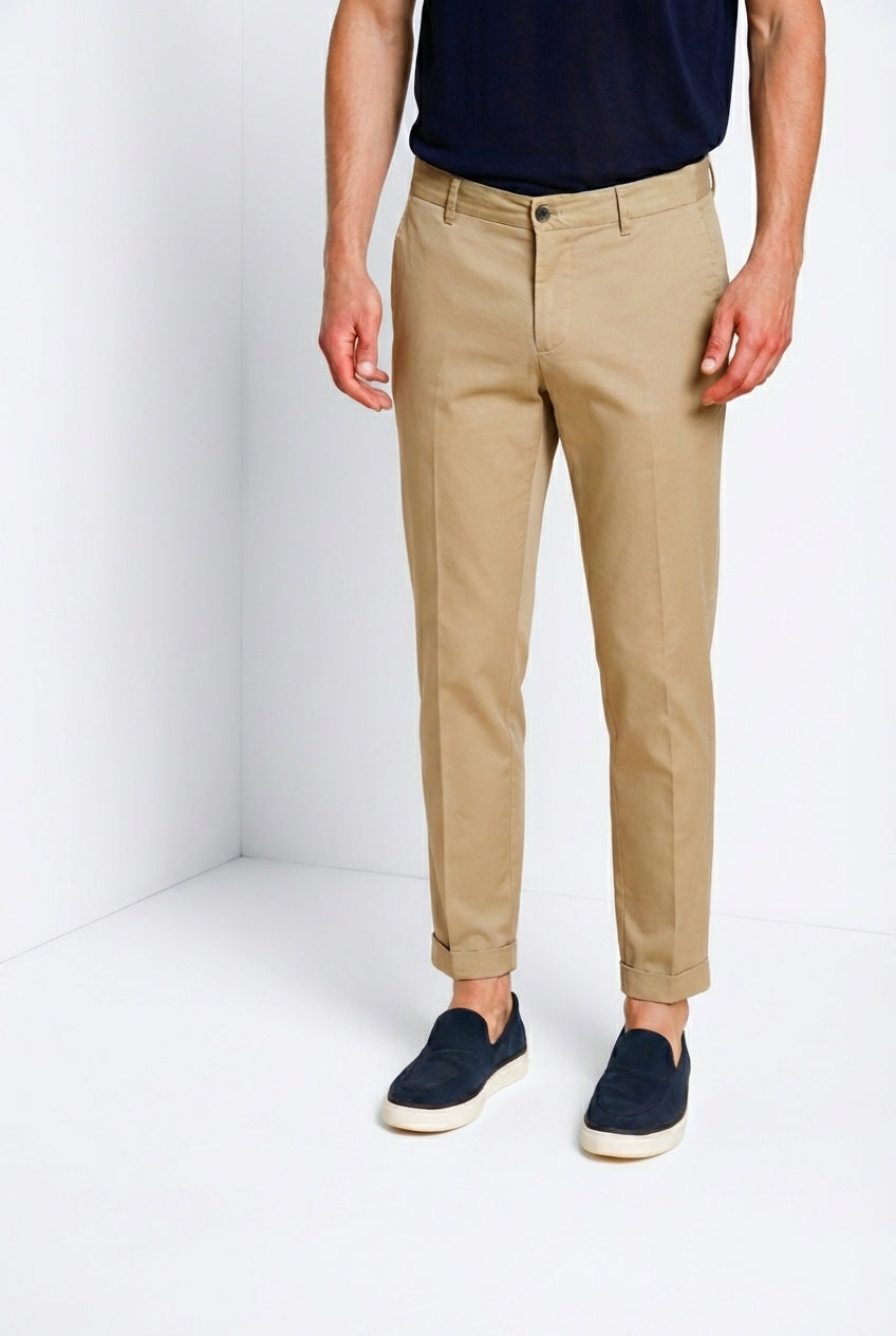 Milano pantalon chino homme en gabardine stretch extra slim fit ①