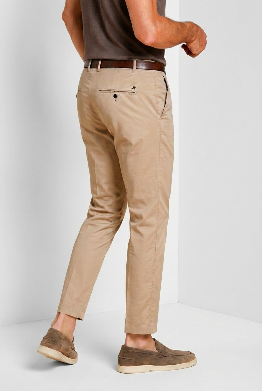 Milano pantalone chino uomo in gabardina stretch extra slim fit ①