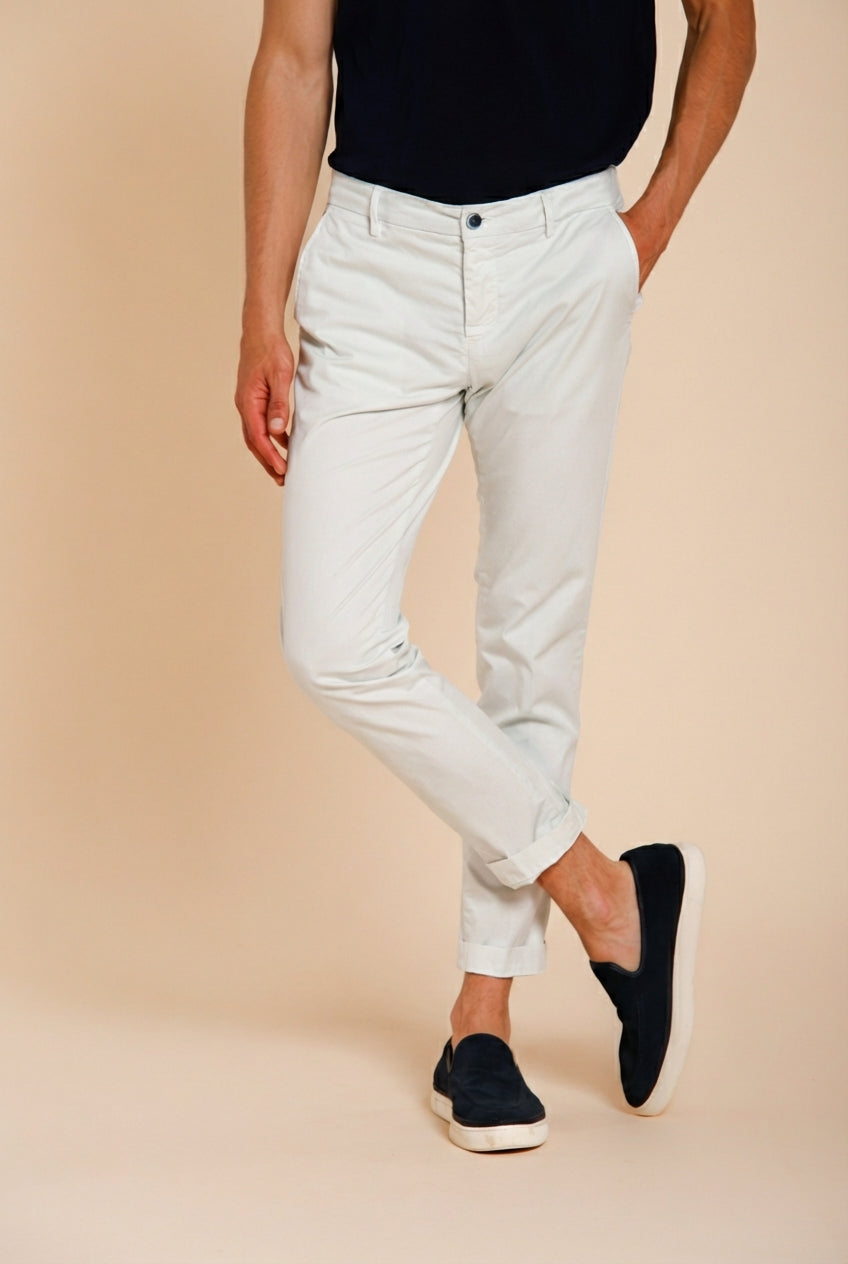 Milano pantalon chino homme en gabardine stretch extra slim fit ①