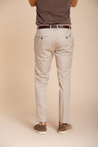 Milano pantalon chino homme en gabardine stretch extra slim fit ①